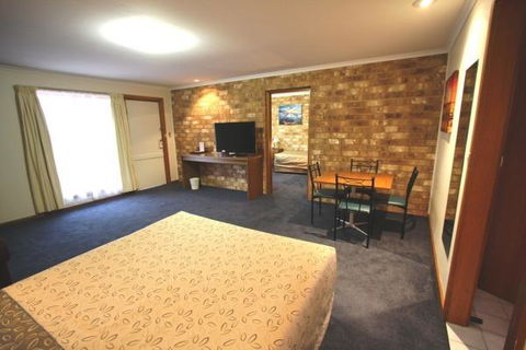 Clare Central - Tourism Hervey Bay 13
