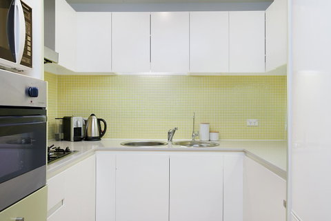 Beachside Luxury & Comfort, Ocean Views In Glenelg - Hervey Bay Accommodation 14