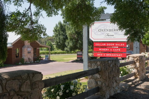 OXENBERRY FARM - Hervey Bay Accommodation 0