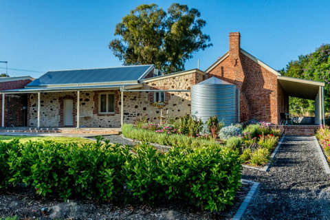 OXENBERRY FARM - Hervey Bay Accommodation 6