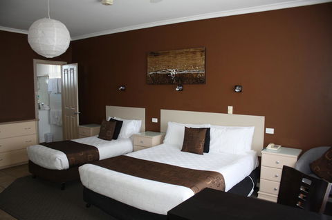 Lakeview Motel And Apartments - Tourism Hervey Bay 0