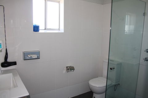 Lakeview Motel And Apartments - Tourism Hervey Bay 38