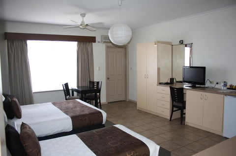 Lakeview Motel And Apartments - Tourism Hervey Bay 7