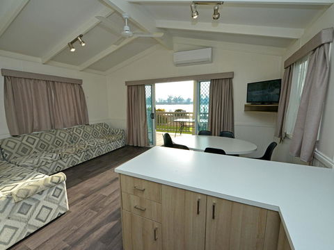Echo Holiday Parks - Waikerie - Hervey Bay Accommodation 23