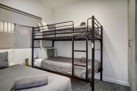 Limani Motel - Hervey Bay Accommodation 5