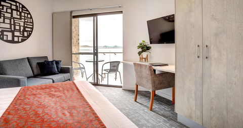 Limani Motel - Hervey Bay Accommodation 24