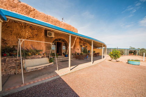 The Underground Motel - Hervey Bay Accommodation 23
