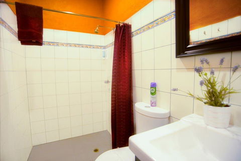 The Underground Motel - Hervey Bay Accommodation 17