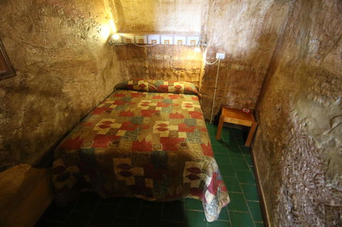 The Underground Motel - Hervey Bay Accommodation 3