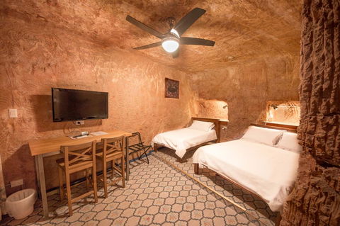 The Underground Motel - Hervey Bay Accommodation 8