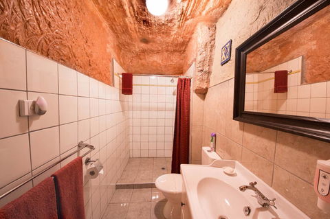 The Underground Motel - Hervey Bay Accommodation 7