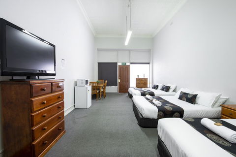 City Centre Motel Hotel - Hervey Bay Accommodation 7