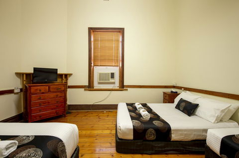 City Centre Motel Hotel - Hervey Bay Accommodation 1