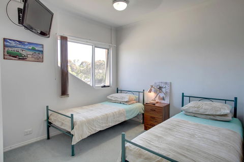 Bay Bliss - Hervey Bay Accommodation 10
