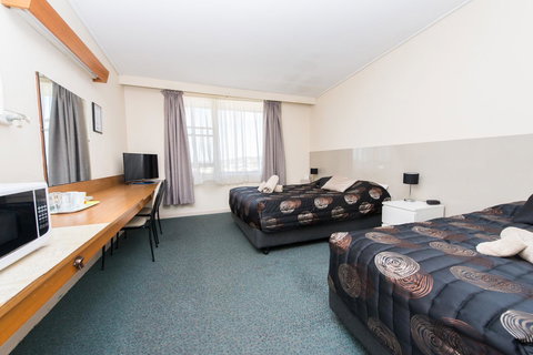 Blue Lake Motel - Hervey Bay Accommodation 12