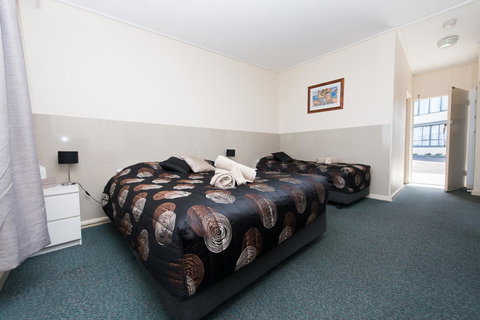 Blue Lake Motel - Hervey Bay Accommodation 11