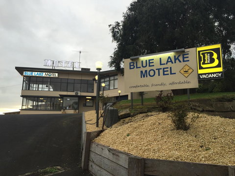 Blue Lake Motel - Hervey Bay Accommodation 0