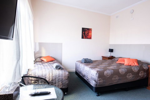 Blue Lake Motel - Hervey Bay Accommodation 16