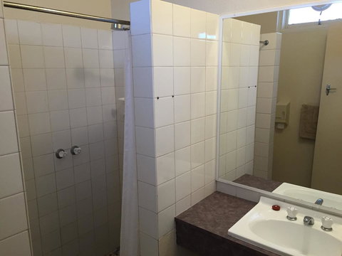 Blue Lake Motel - Hervey Bay Accommodation 19