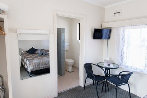 Blue Lake Motel - Hervey Bay Accommodation 6