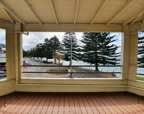 Pier Hotel Port Lincoln - Hervey Bay Accommodation 13