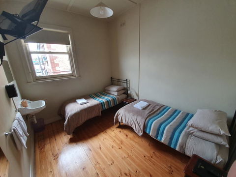 Pier Hotel Port Lincoln - Hervey Bay Accommodation 25