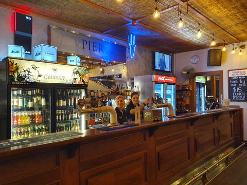 Pier Hotel Port Lincoln - Hervey Bay Accommodation 6