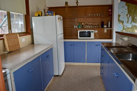 Dolphinview - Hervey Bay Accommodation 5