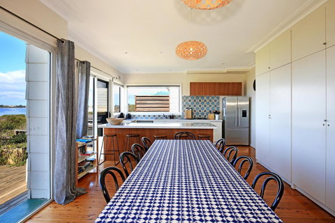 Culburra Beachhouse - Hervey Bay Accommodation 18