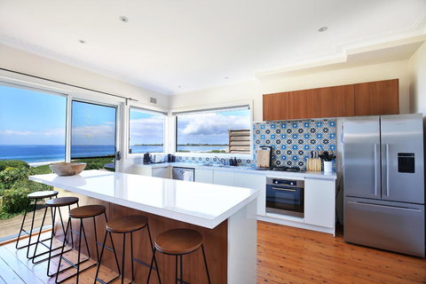 Culburra Beachhouse - Hervey Bay Accommodation 1