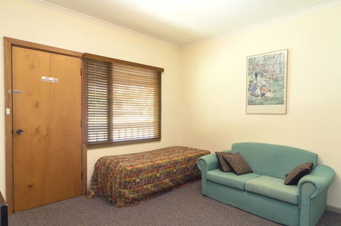 Second Valley Motel - Tourism Hervey Bay 12
