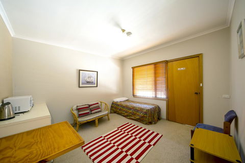 Second Valley Motel - Tourism Hervey Bay 11