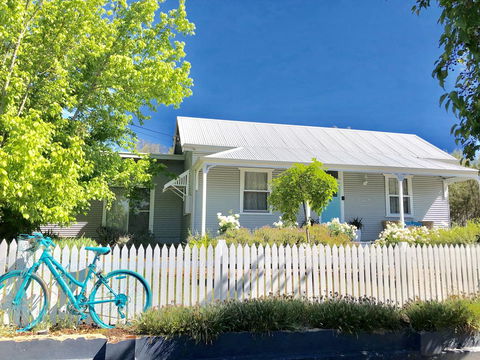 Jack\'s House B&B Clare - Tourism Hervey Bay 0