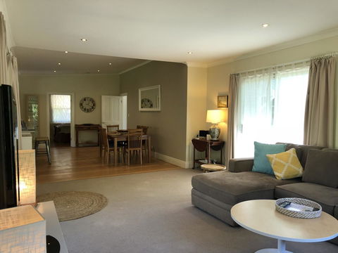 Jack\'s House B&B Clare - Tourism Hervey Bay 14