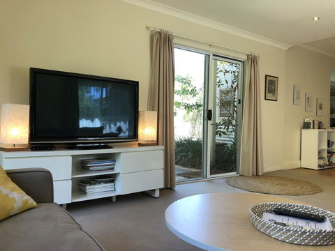 Jack\'s House B&B Clare - Tourism Hervey Bay 13