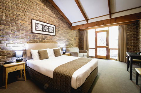 The Lodge By Manna - Tourism Hervey Bay 4
