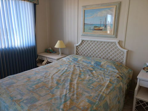 Seafront Shack - Tourism Hervey Bay 11