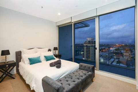 Glenelg Skyline Penthouse - Hervey Bay Accommodation 33
