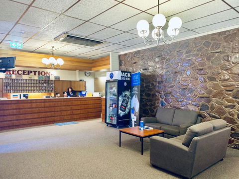 Opal Inn Hotel, Motel, Caravan Park - Hervey Bay Accommodation 30