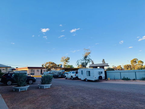 Opal Inn Hotel, Motel, Caravan Park - Hervey Bay Accommodation 40