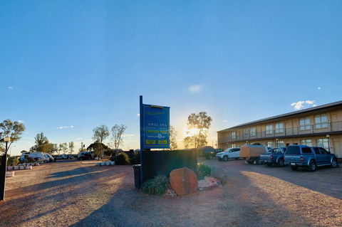 Opal Inn Hotel, Motel, Caravan Park - Hervey Bay Accommodation 41