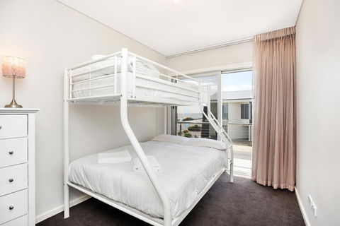 Esplanade Escape - Tourism Hervey Bay 11