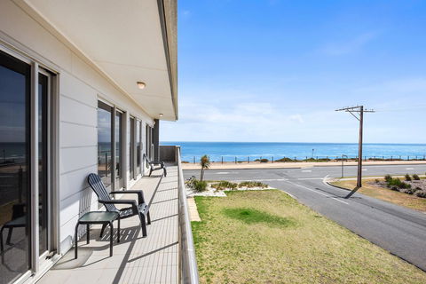 Esplanade Escape - Tourism Hervey Bay 10