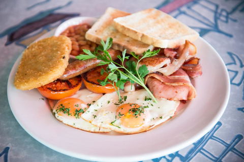 Grand Tasman Hotel - Hervey Bay Accommodation 26