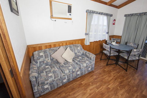 Lakeside Tourist Park - Hervey Bay Accommodation 6