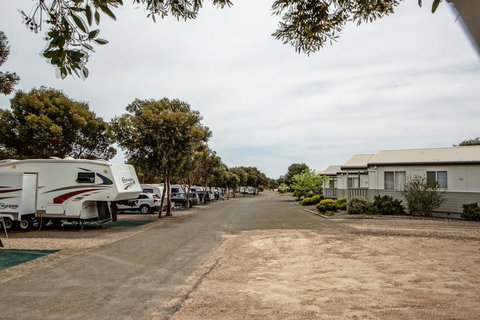 BIG4 Port Hughes Holiday Park - Hervey Bay Accommodation 8