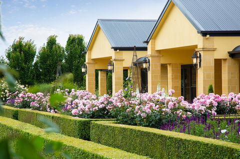 The Barn Accommodation - Tourism Hervey Bay 15