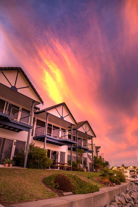 Marina Reflections - Tourism Hervey Bay 6