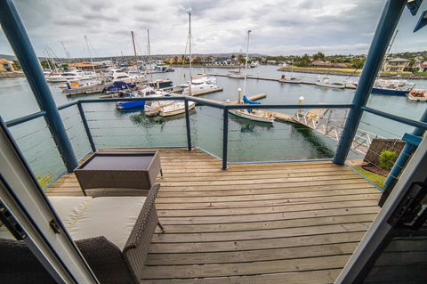 Marina Reflections - Tourism Hervey Bay 11