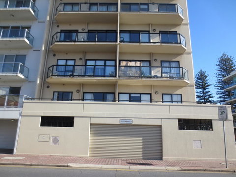Holdfast Shores Apartments - Hervey Bay Accommodation 12